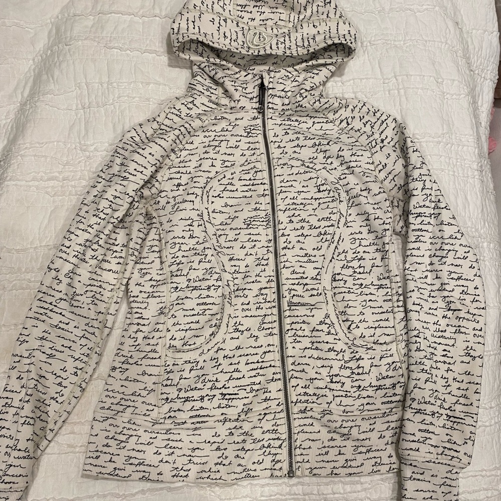 Lululemon Scuba